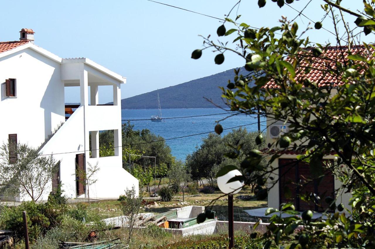 Apartments By The Sea Brgulje, Molat - 6241 Kültér fotó