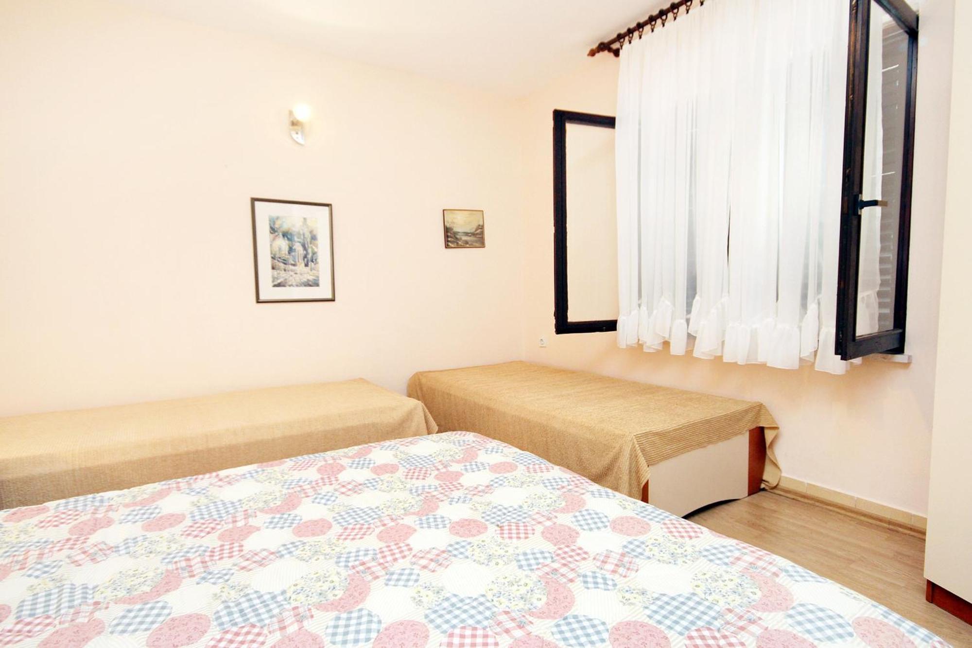 Apartments By The Sea Brgulje, Molat - 6241 Szoba fotó